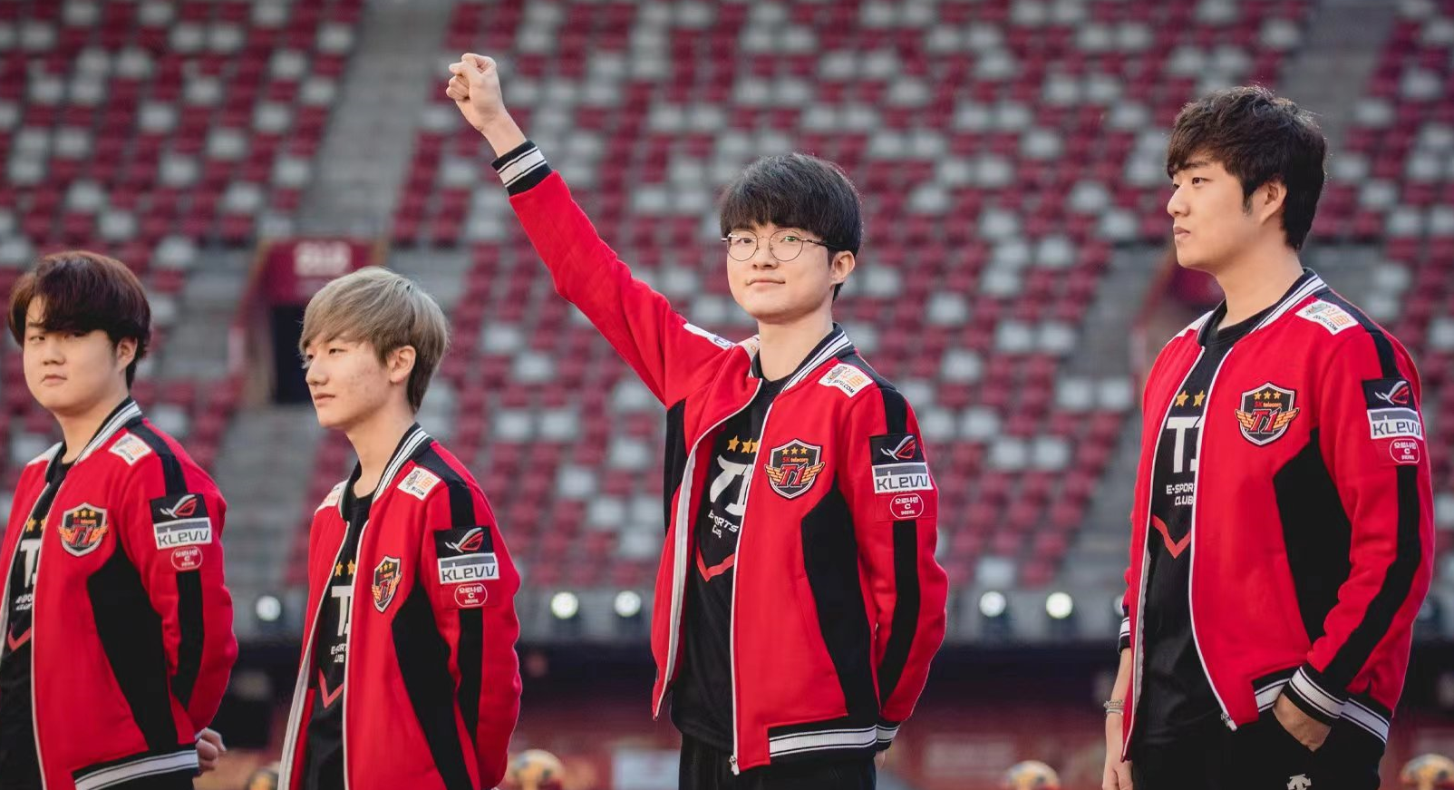 爱游戏aiyouxi首页关于Faker回归赛场，连败首场状态亮眼，切尔西观众沸腾！的信息